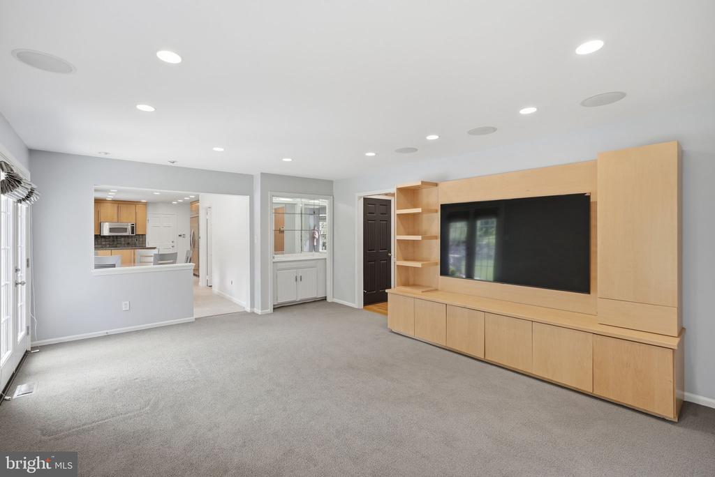 7556 PEPPERELL DRIVE