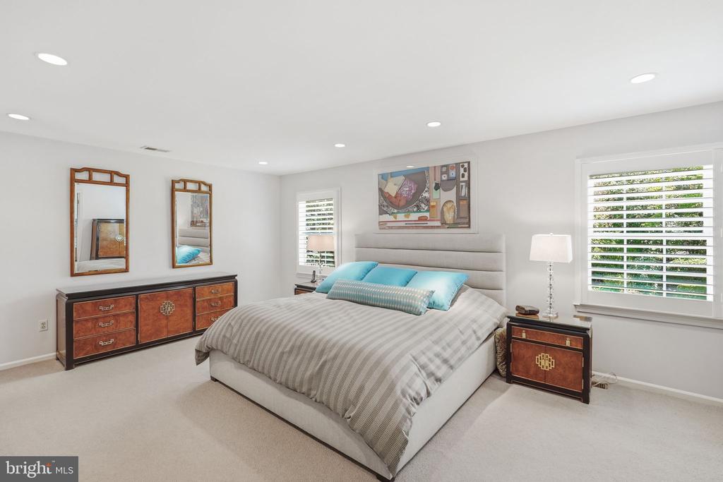 7556 PEPPERELL DRIVE
