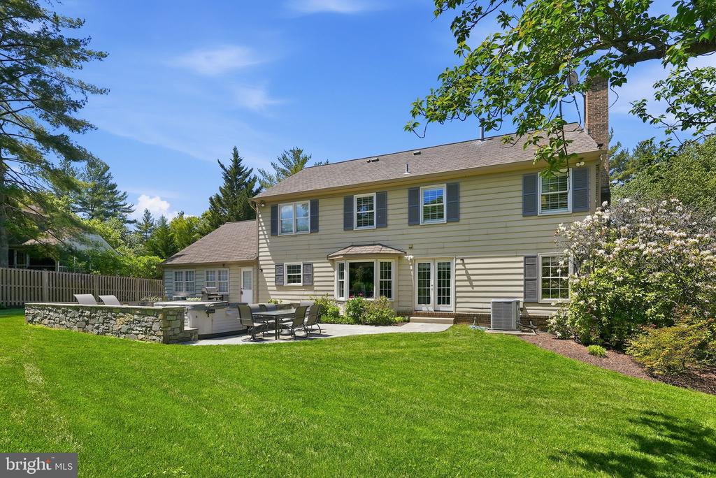 7556 PEPPERELL DRIVE