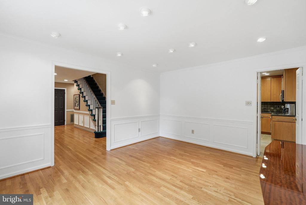 7556 PEPPERELL DRIVE