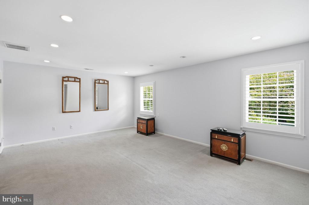7556 PEPPERELL DRIVE