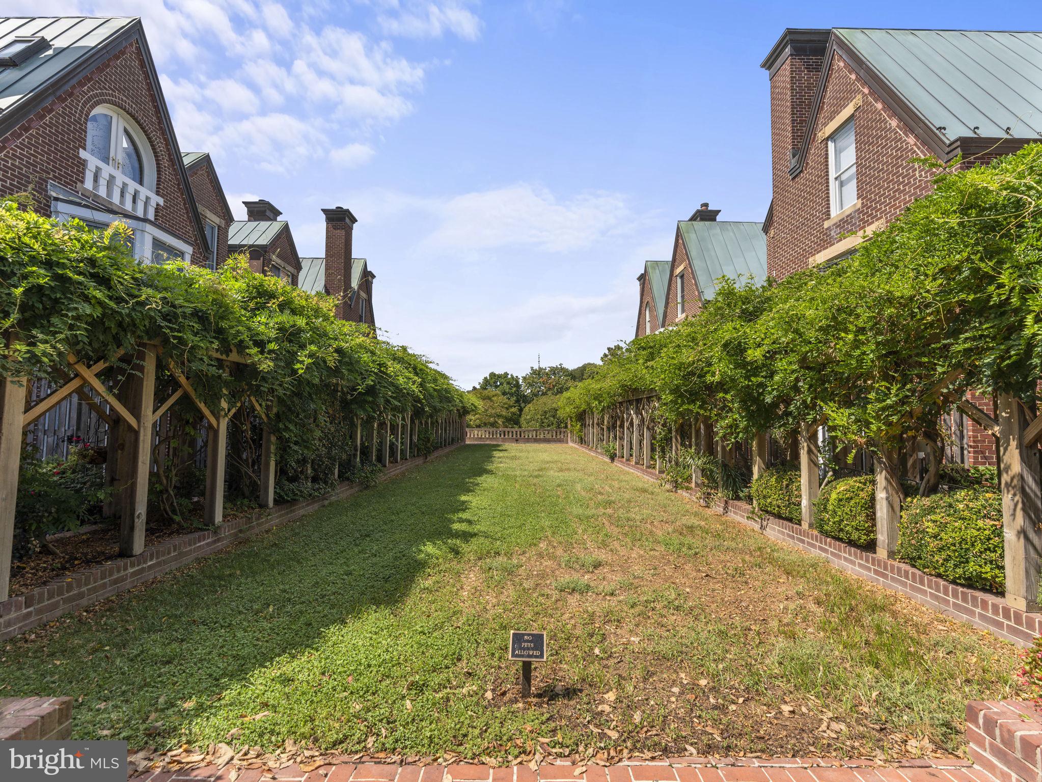 120 Cameron STREET Unit: CS201