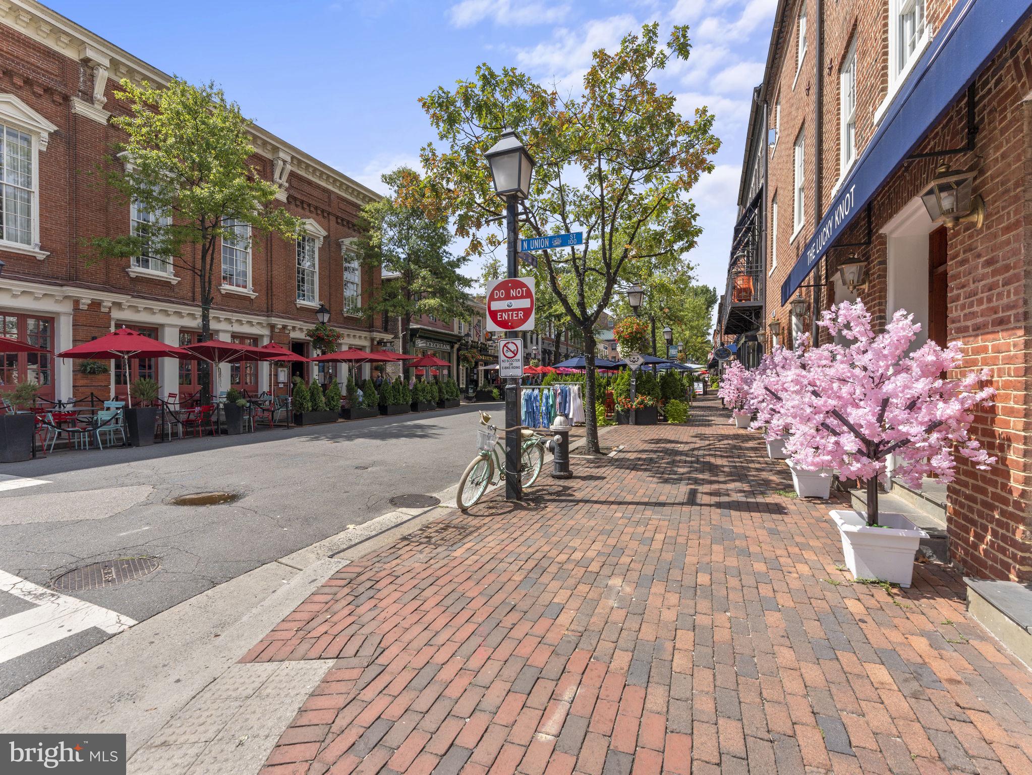 120 Cameron STREET Unit: CS201