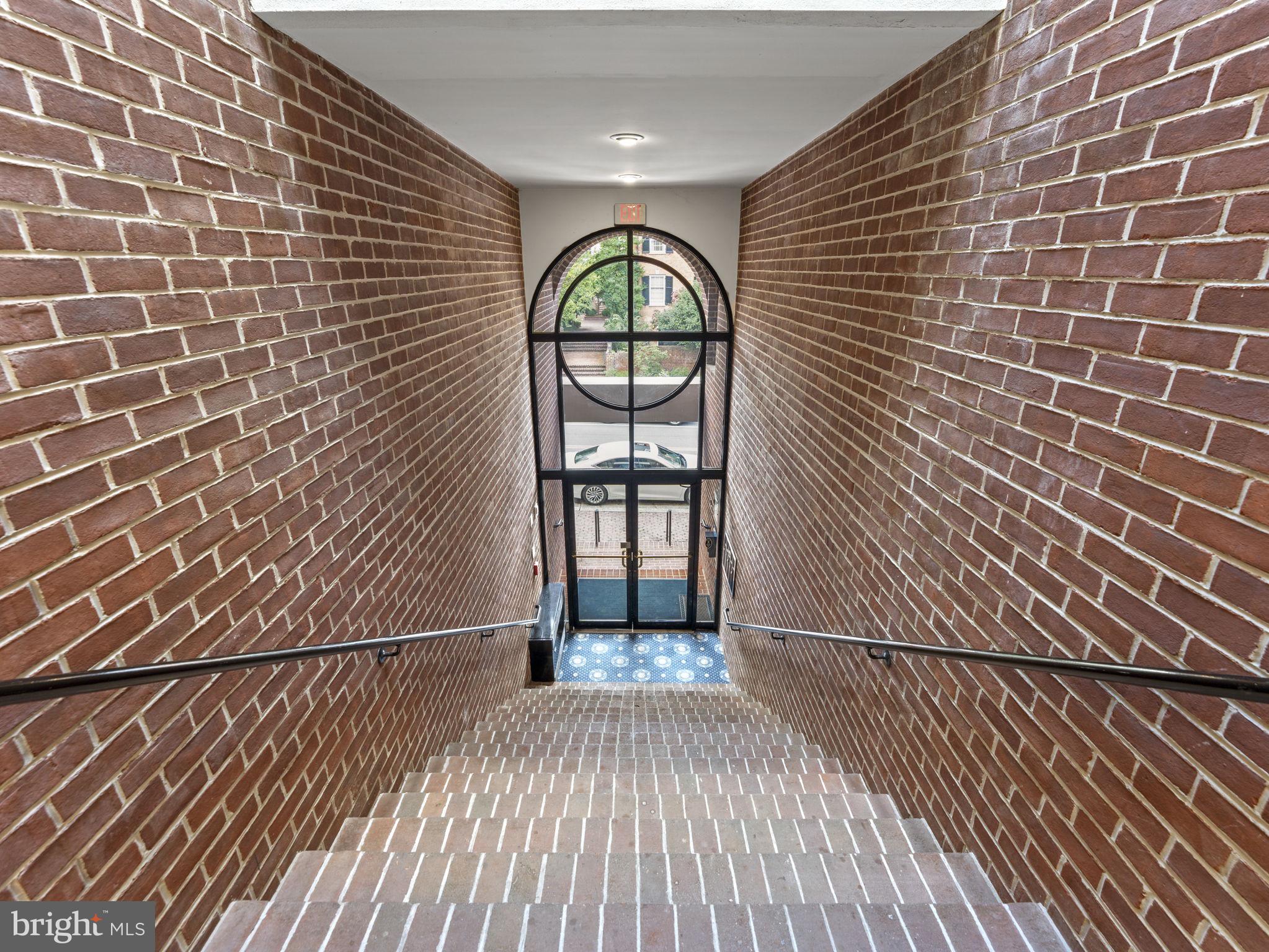 120 Cameron STREET Unit: CS201