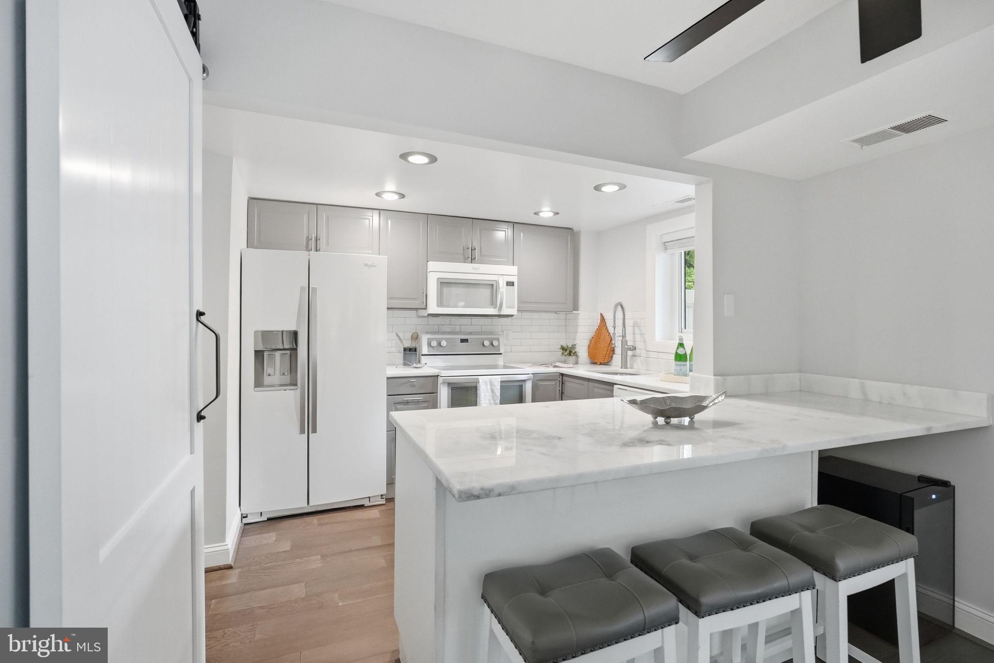 3310 S 28TH STREET S 102