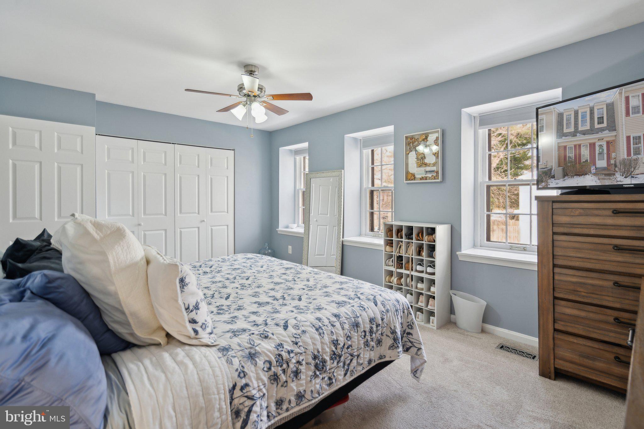 6356 Pine View Ct #62c