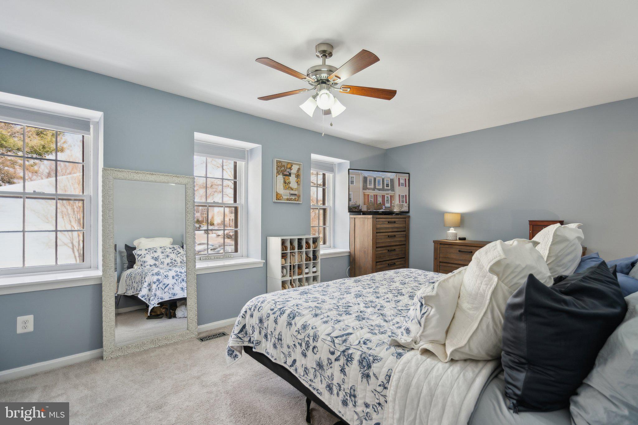 6356 Pine View Ct #62c