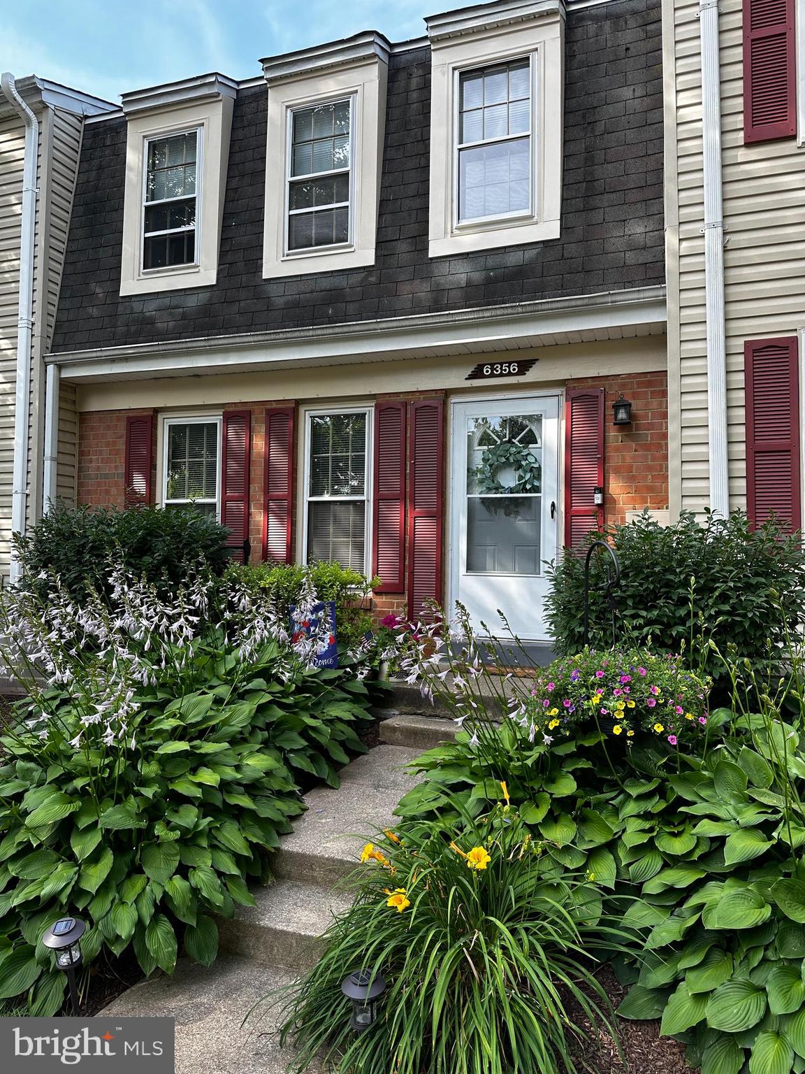 6356 Pine View Ct #62c