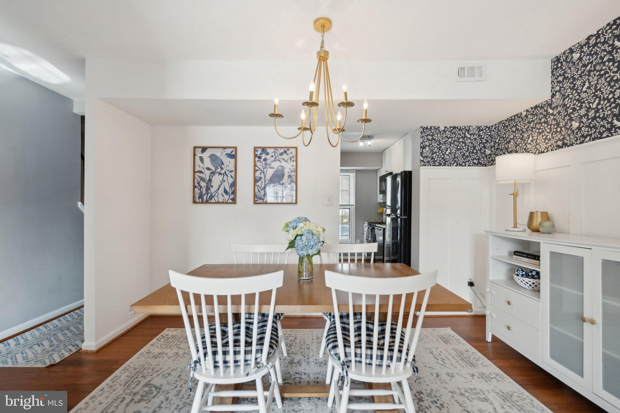 6356 Pine View Ct #62c