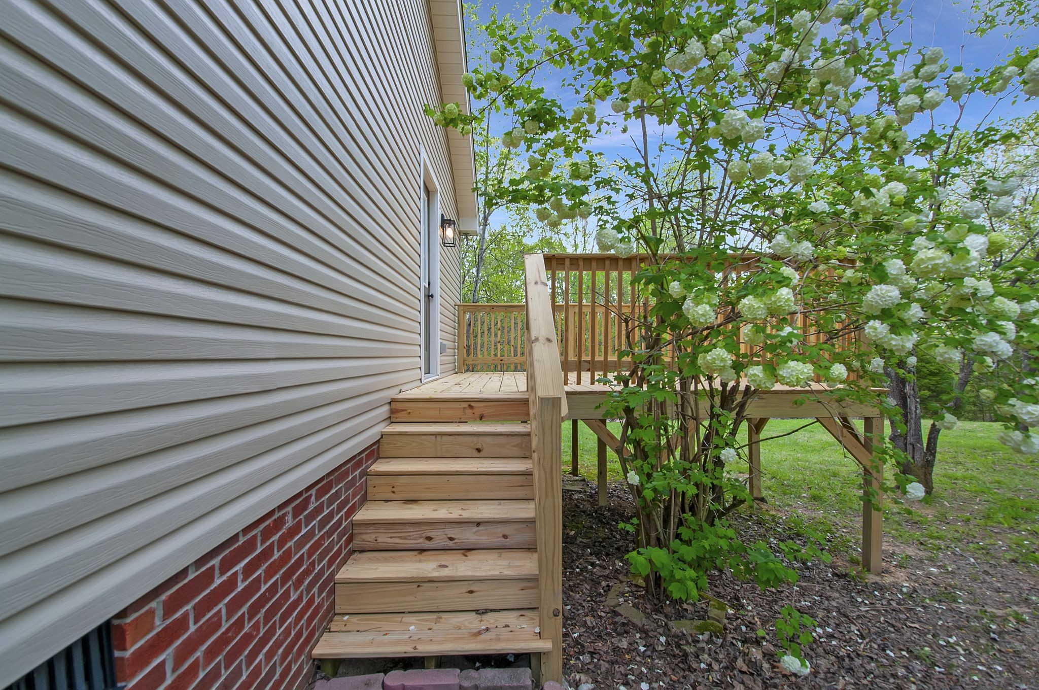 9122 Austin Lane