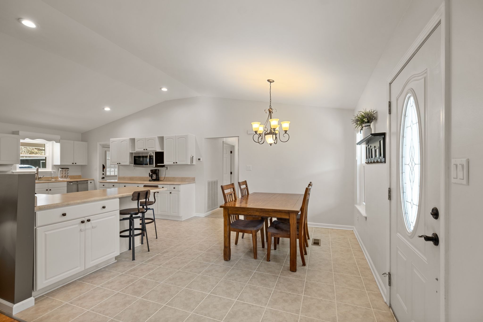 3480 Ella West Cir