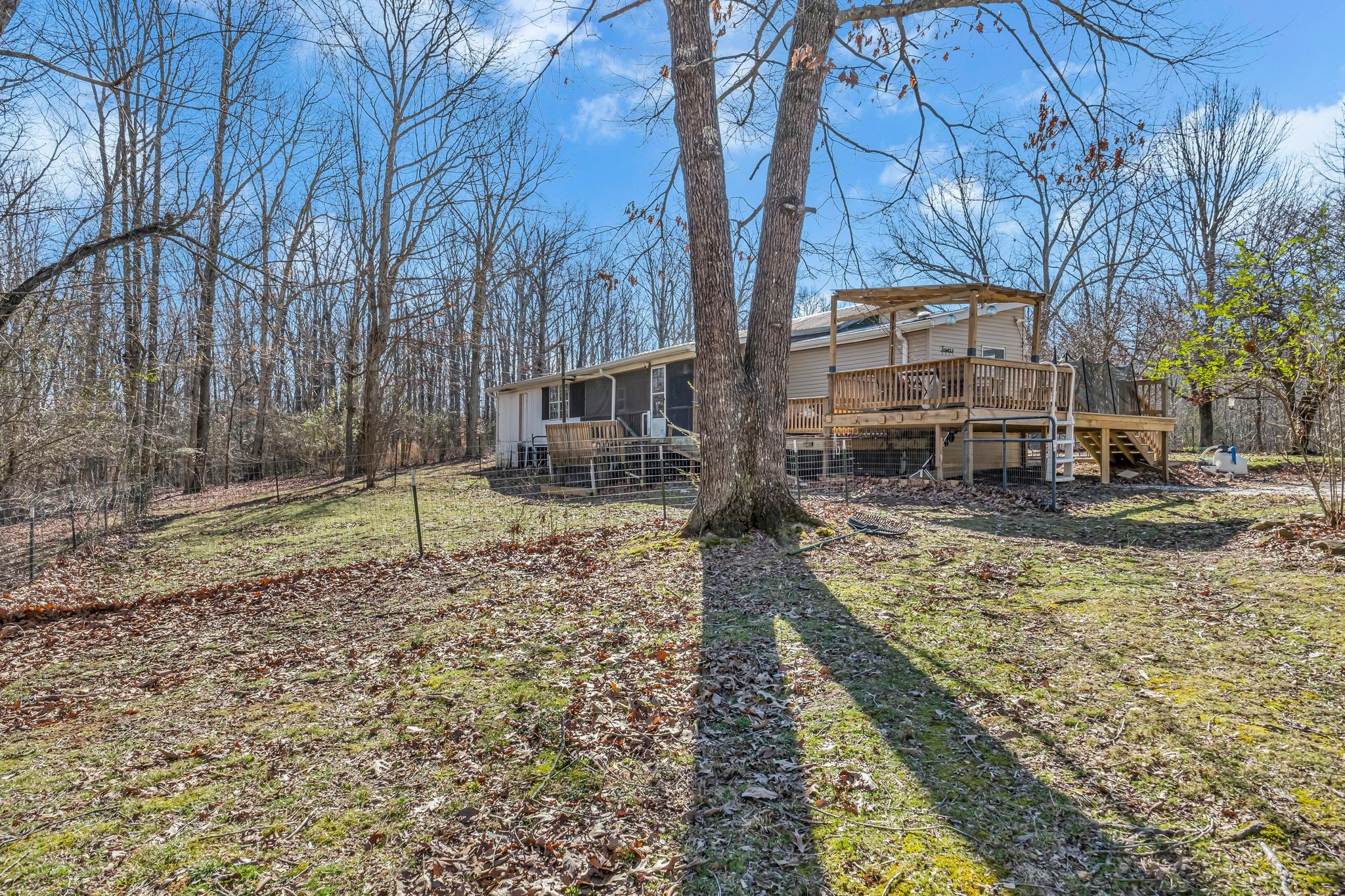 290 Deerwood Rd