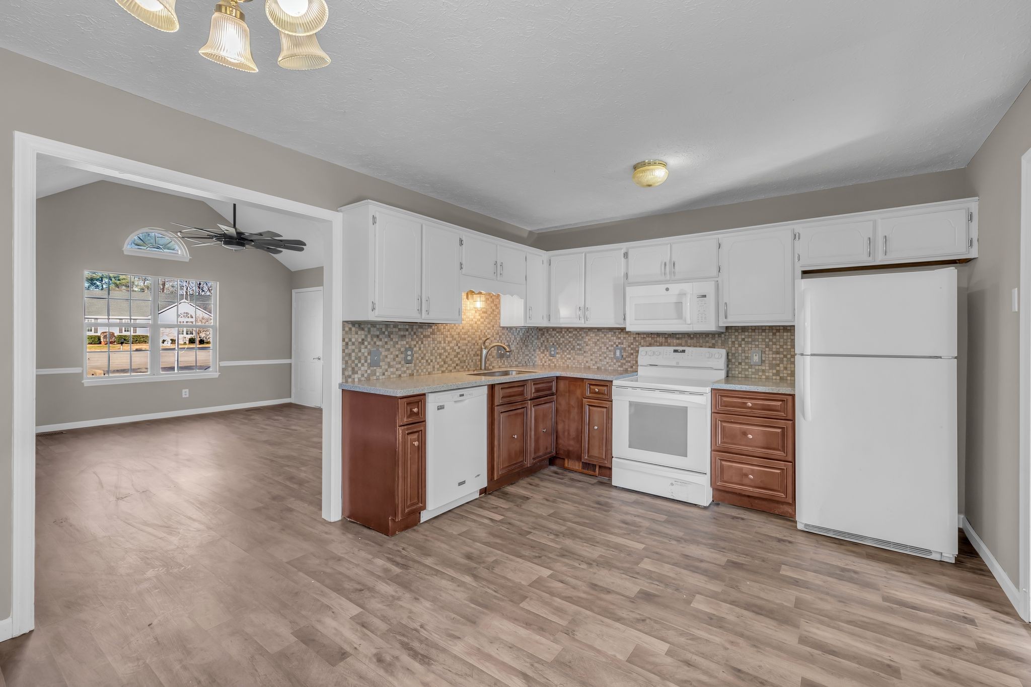 3511 Quaker Ct