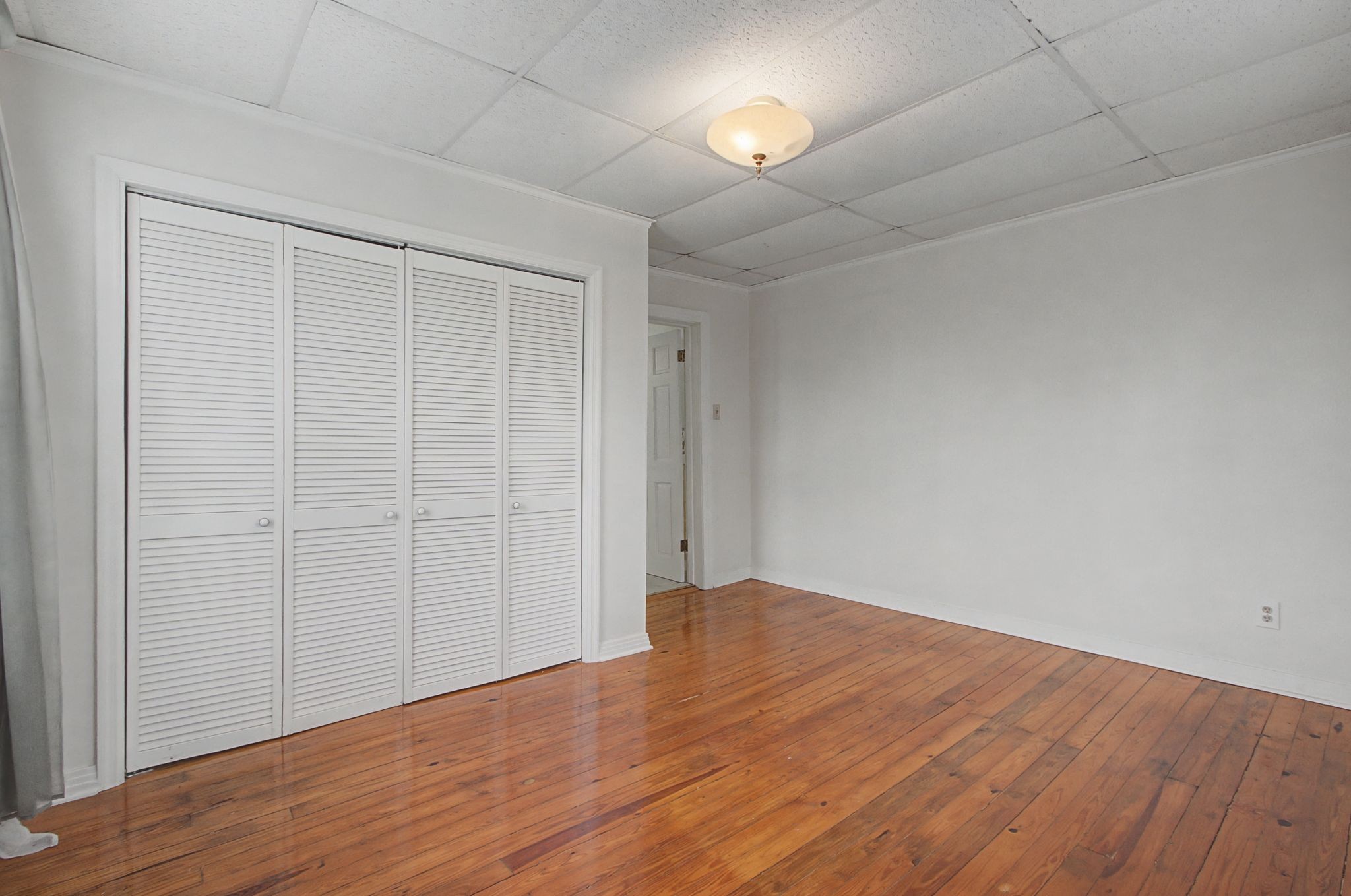 704 Fleming St
