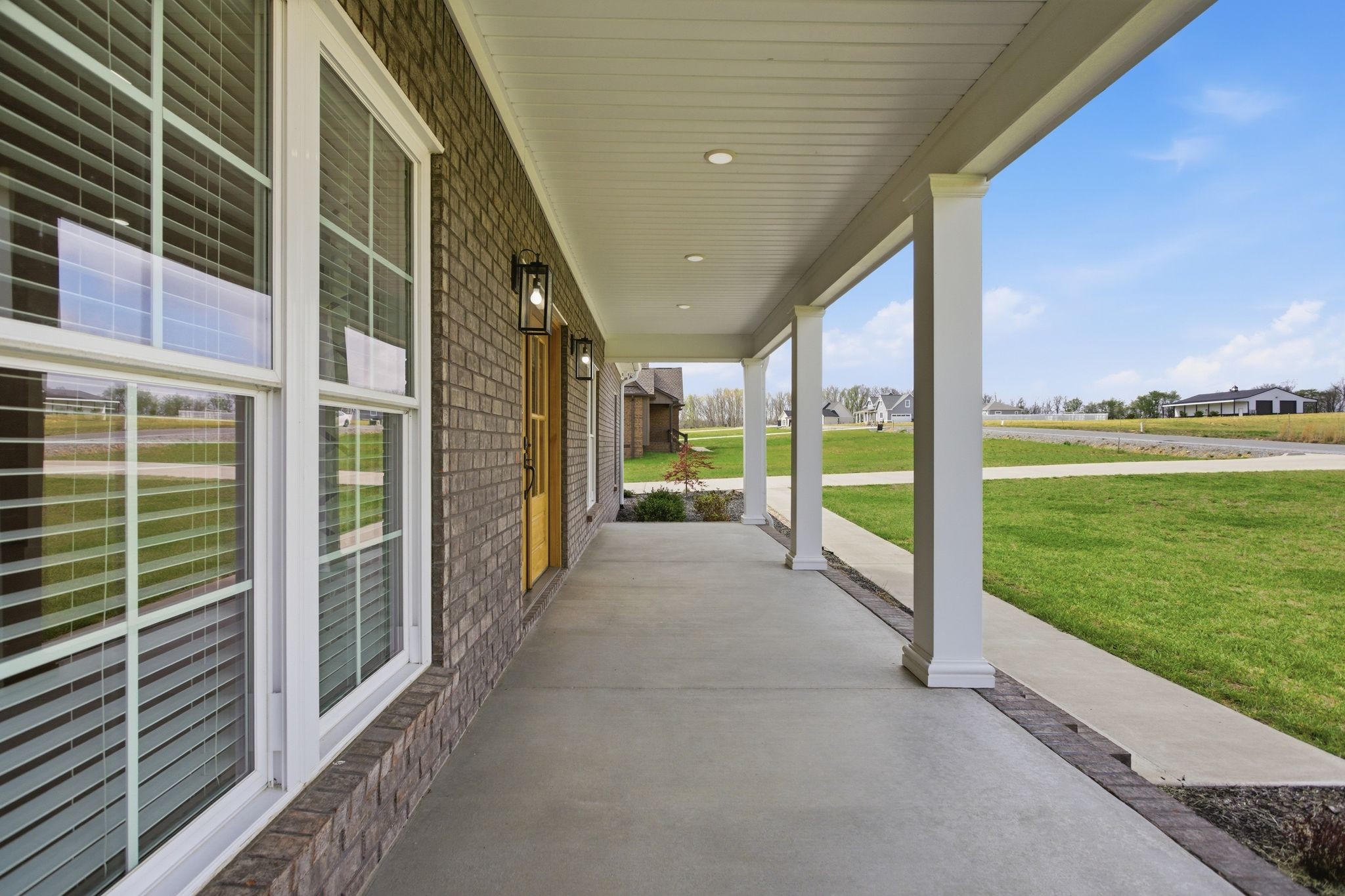 57 Watson Ct