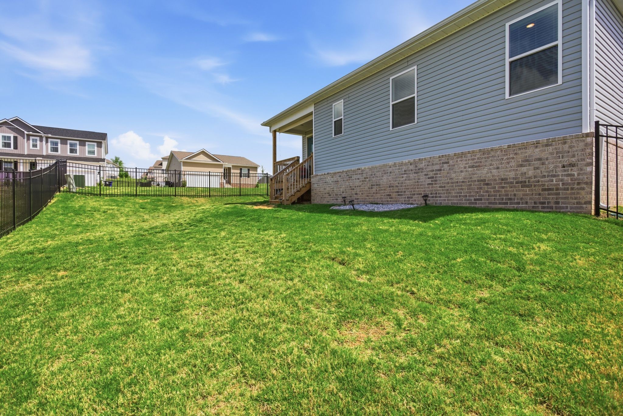3055 Fernwood Ln