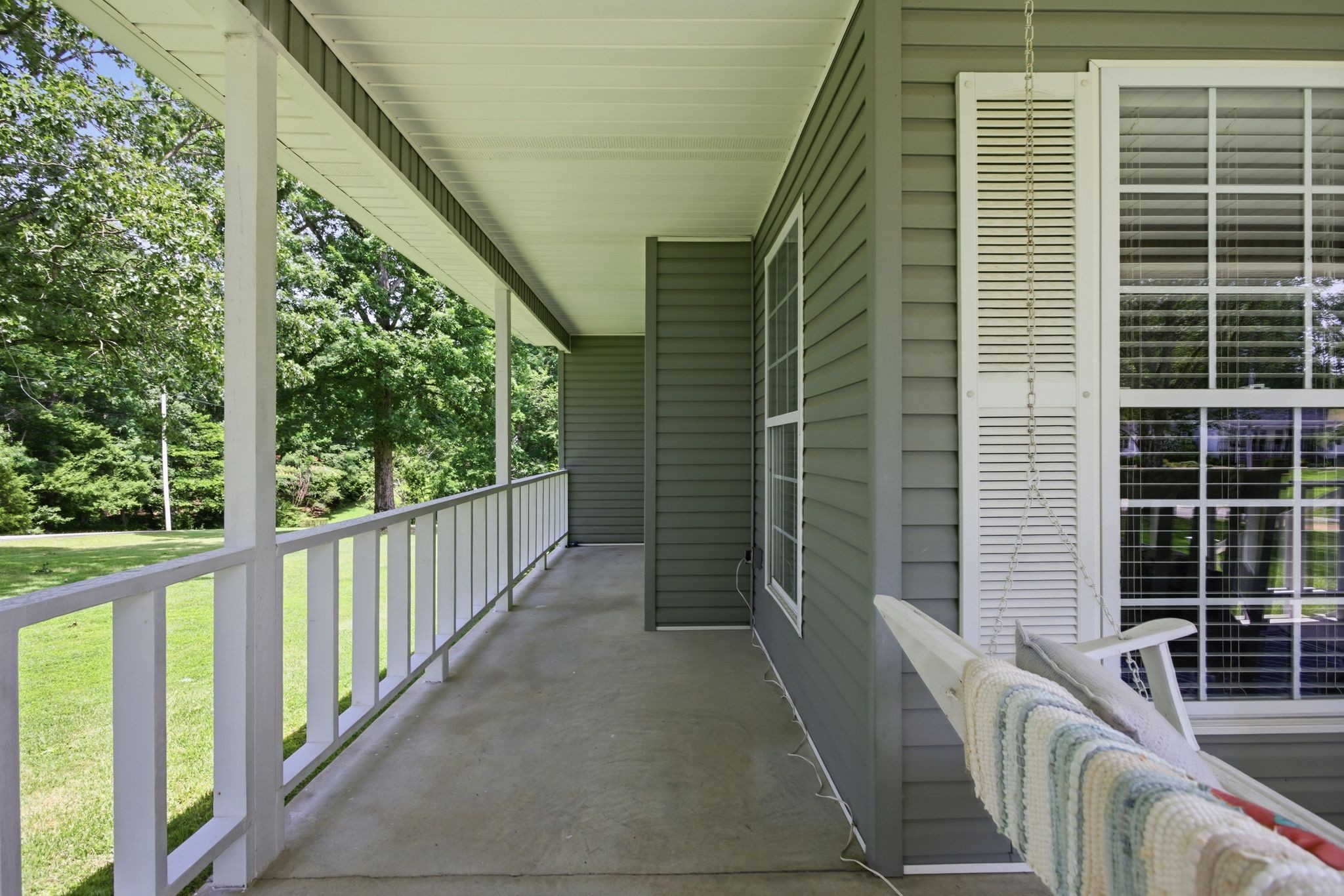 131 Pin Oaks Ln