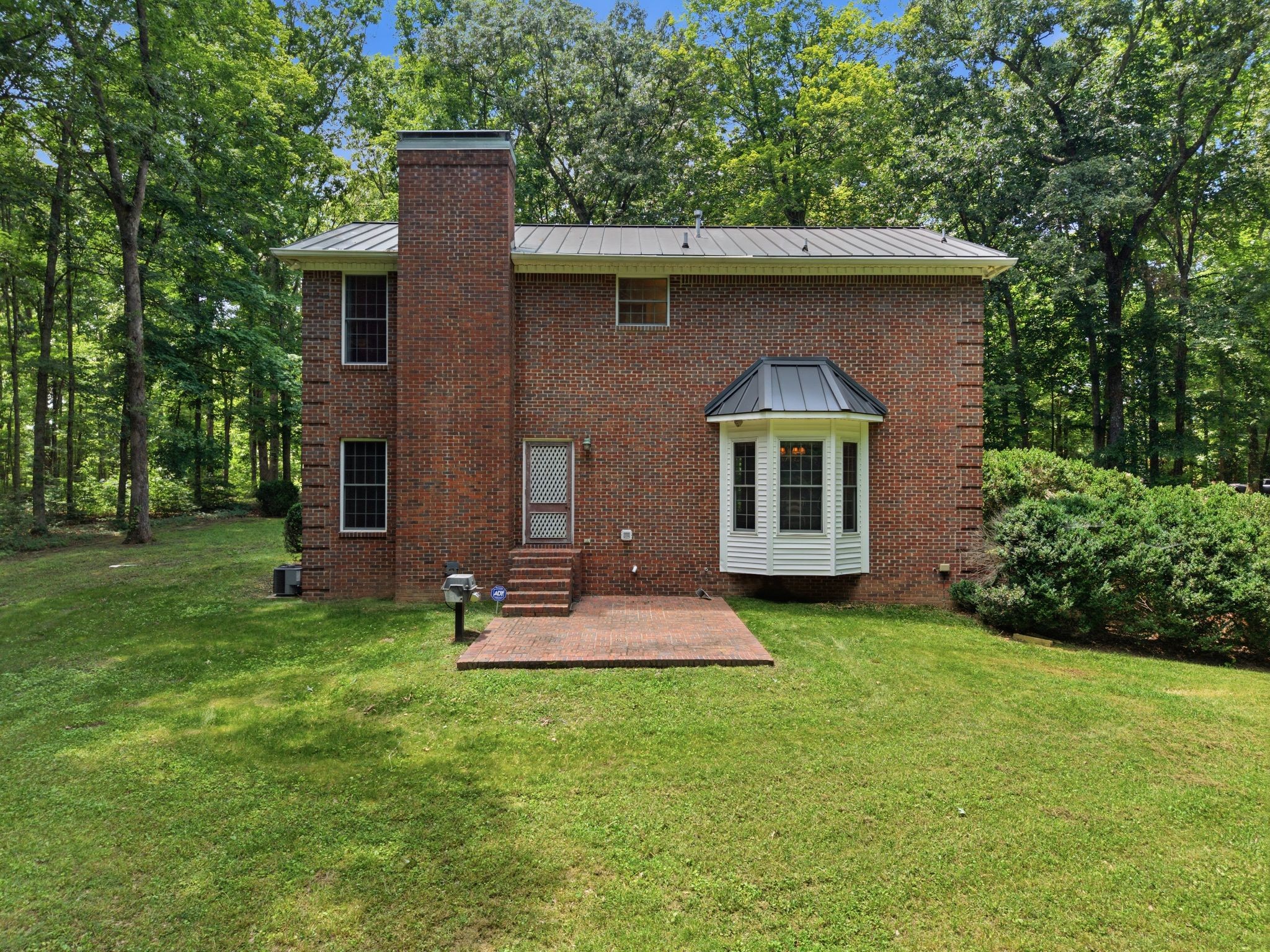 1225 Johnny Hall Rd