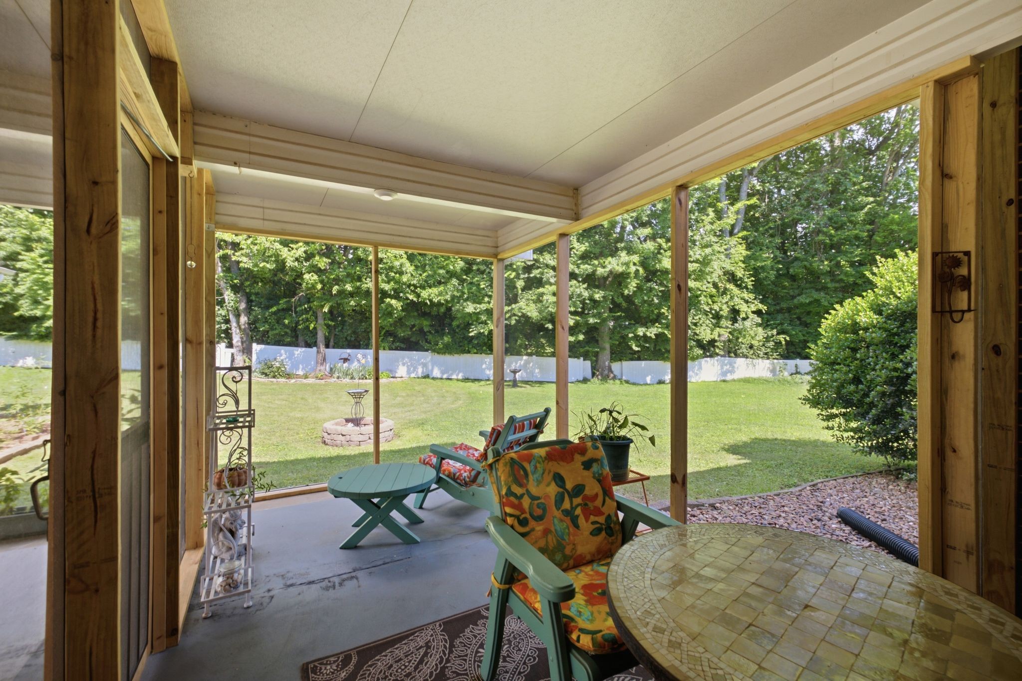 1507 Jewell Dr