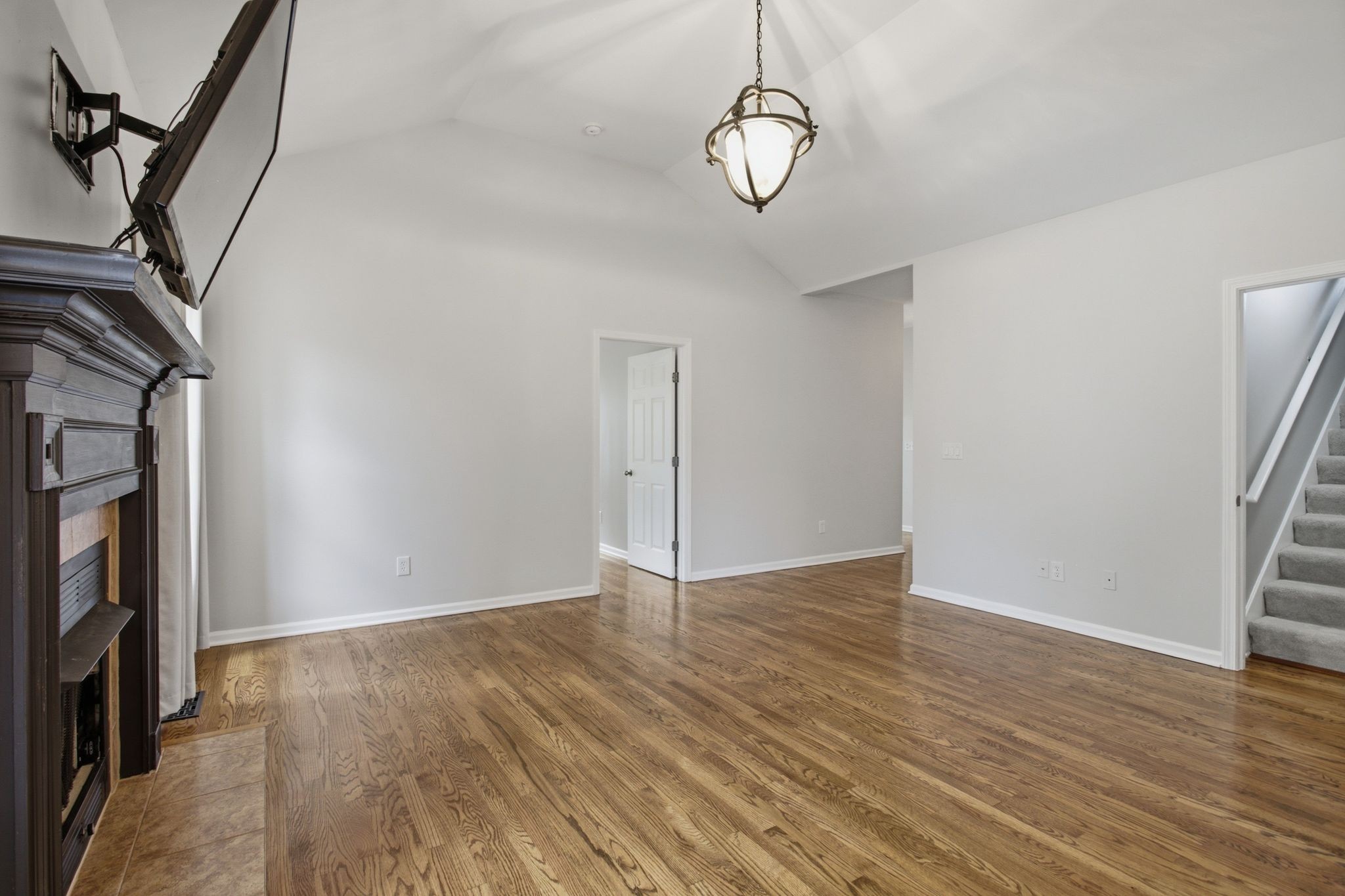 4014 Kristen St