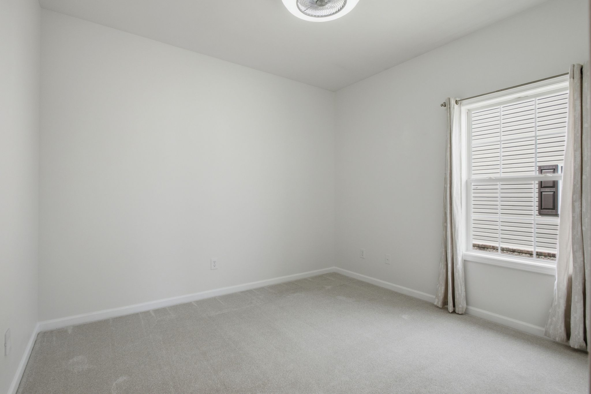 4014 Kristen St