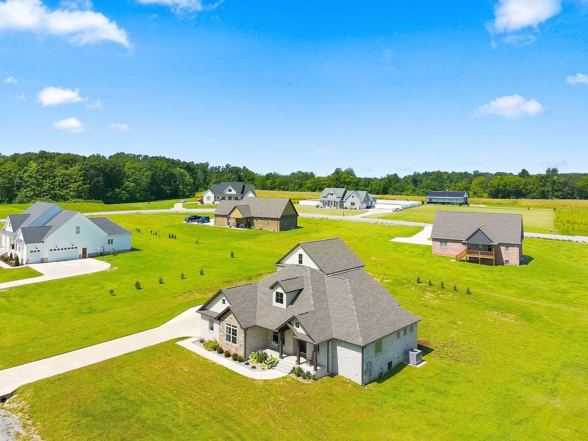 114 Hurst Dr