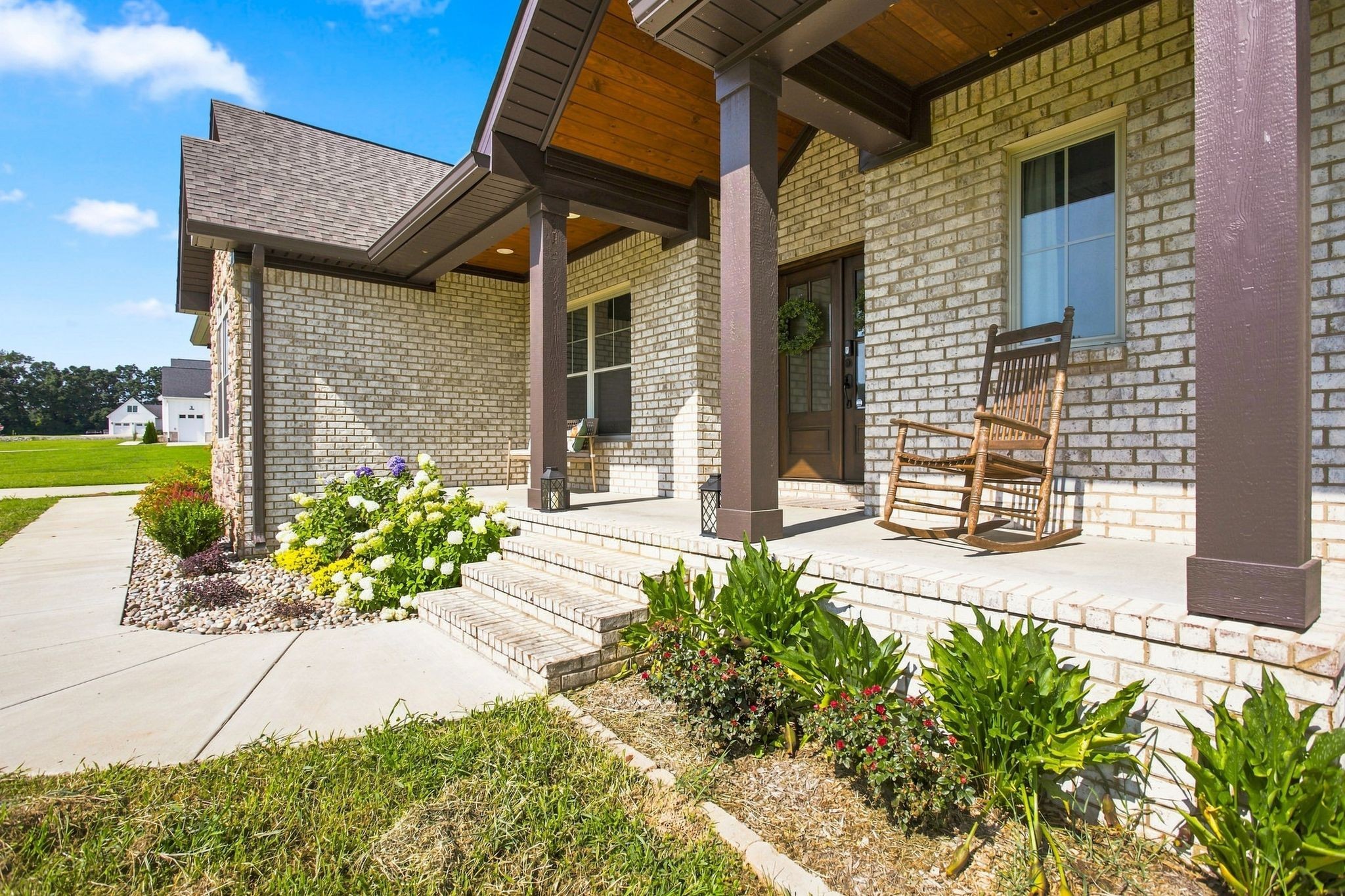 114 Hurst Dr