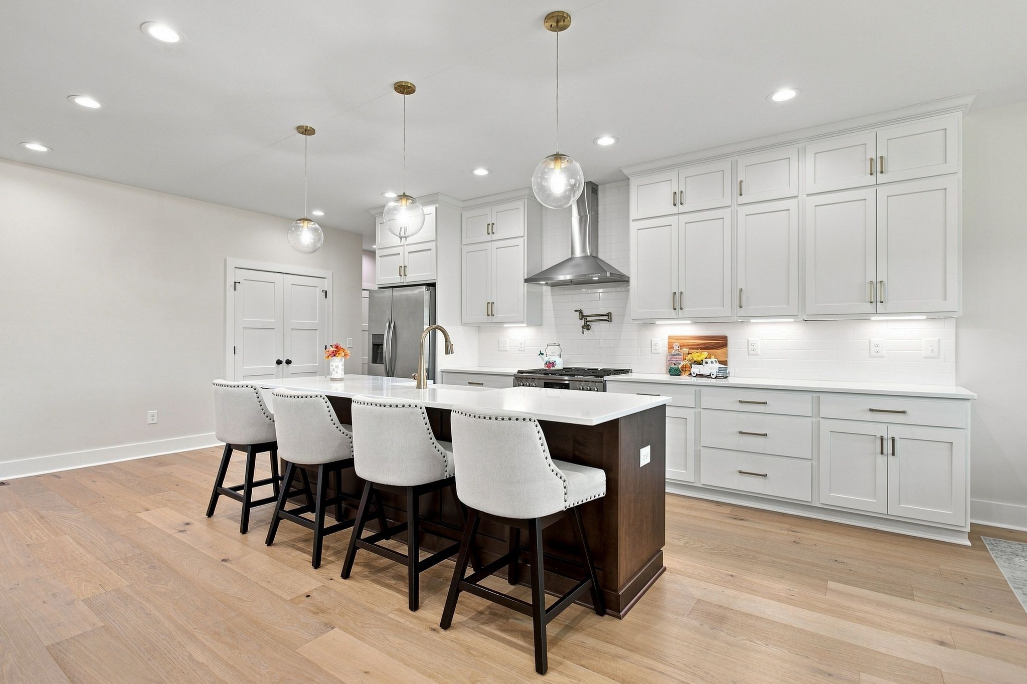 114 Hurst Dr