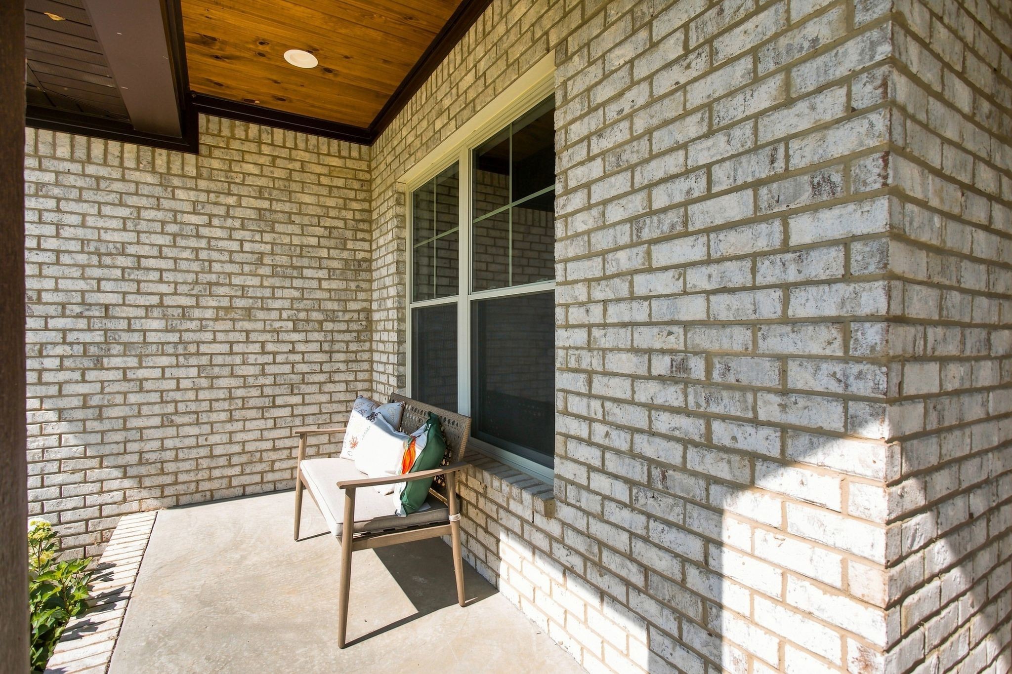 114 Hurst Dr