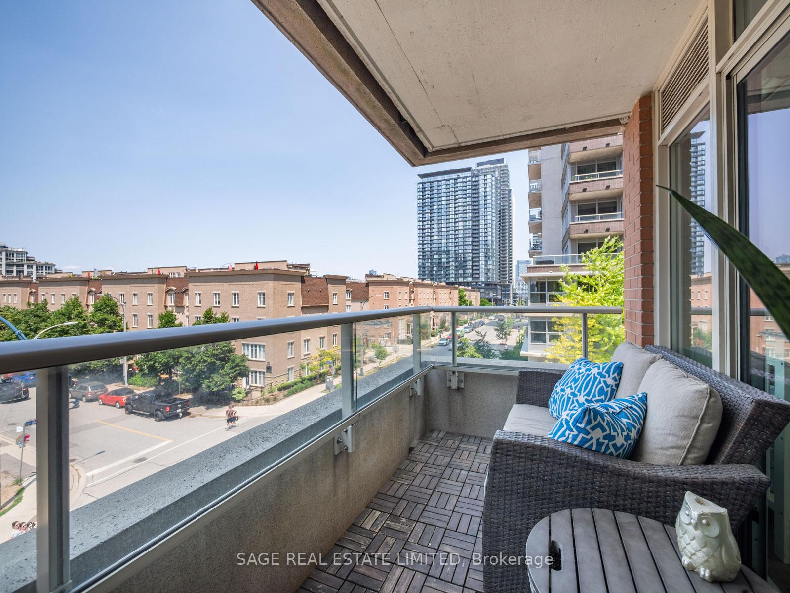 65 East Liberty Street 515