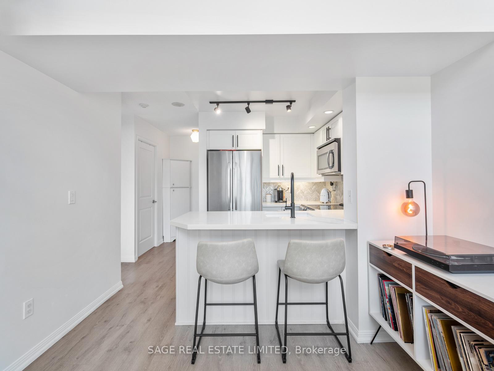 65 East Liberty Street 515
