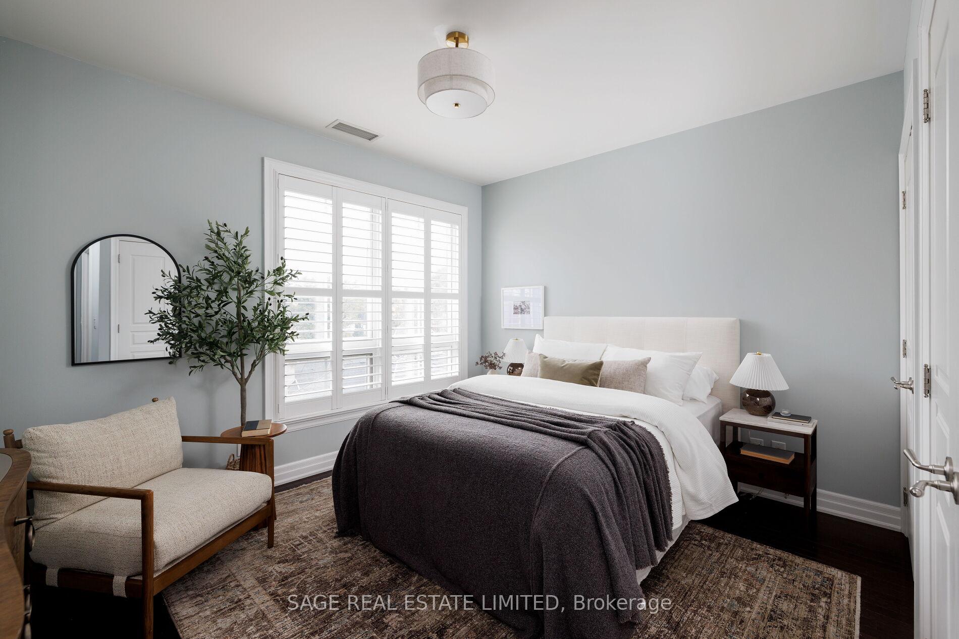 21 Burkebrook Place 416