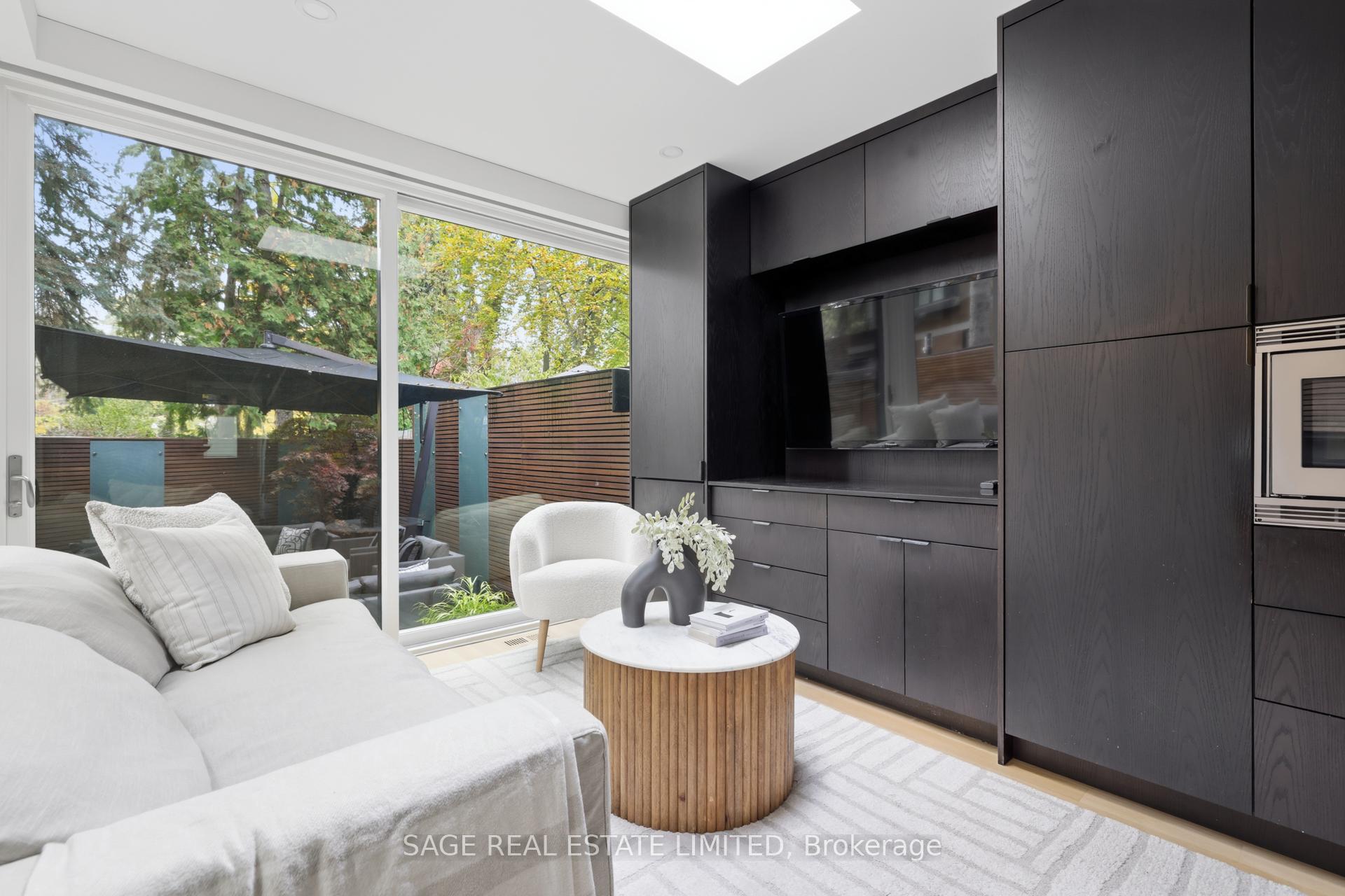 166 Cottingham Street