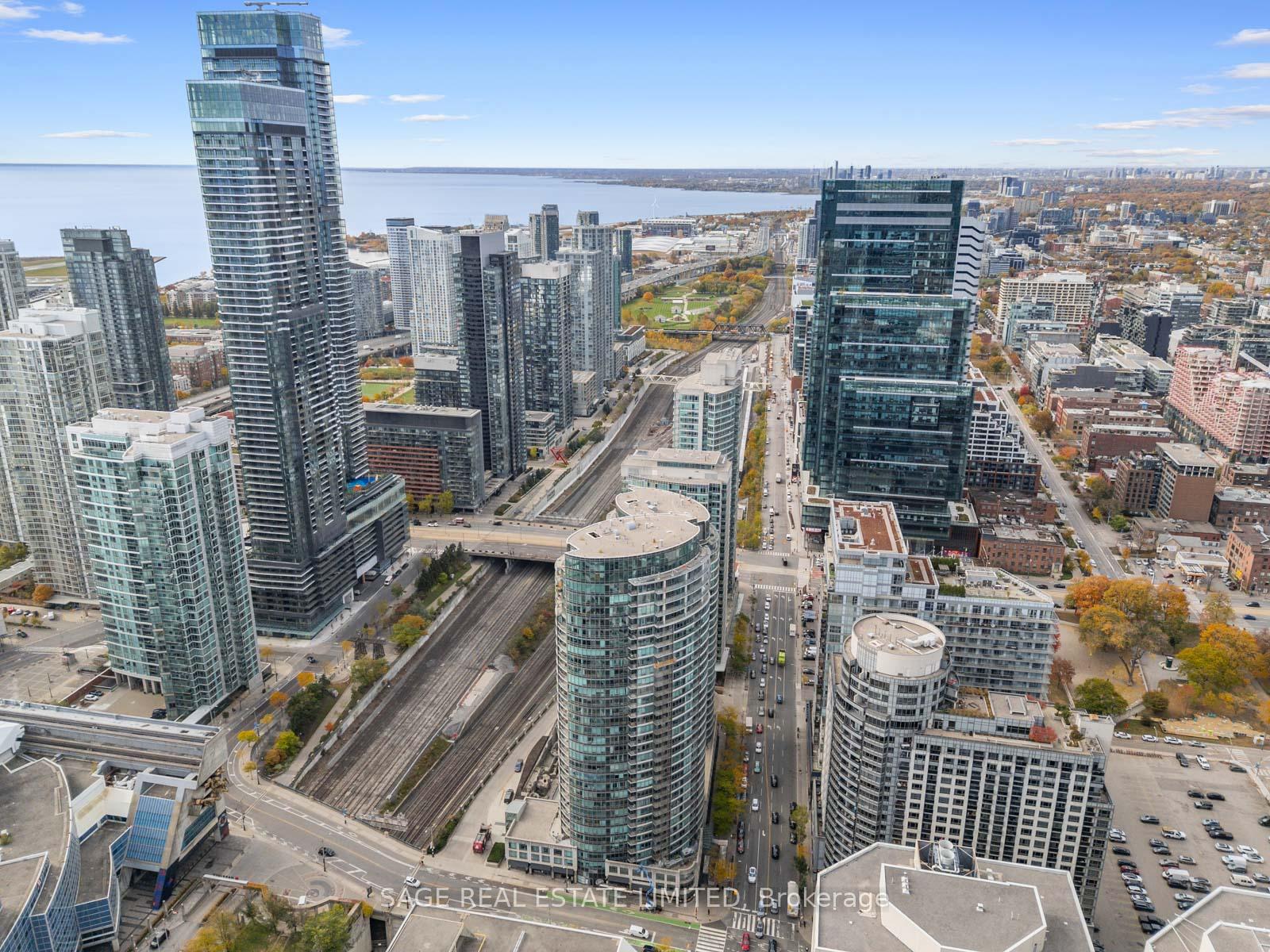 373 FRONT ST WEST Street 2903