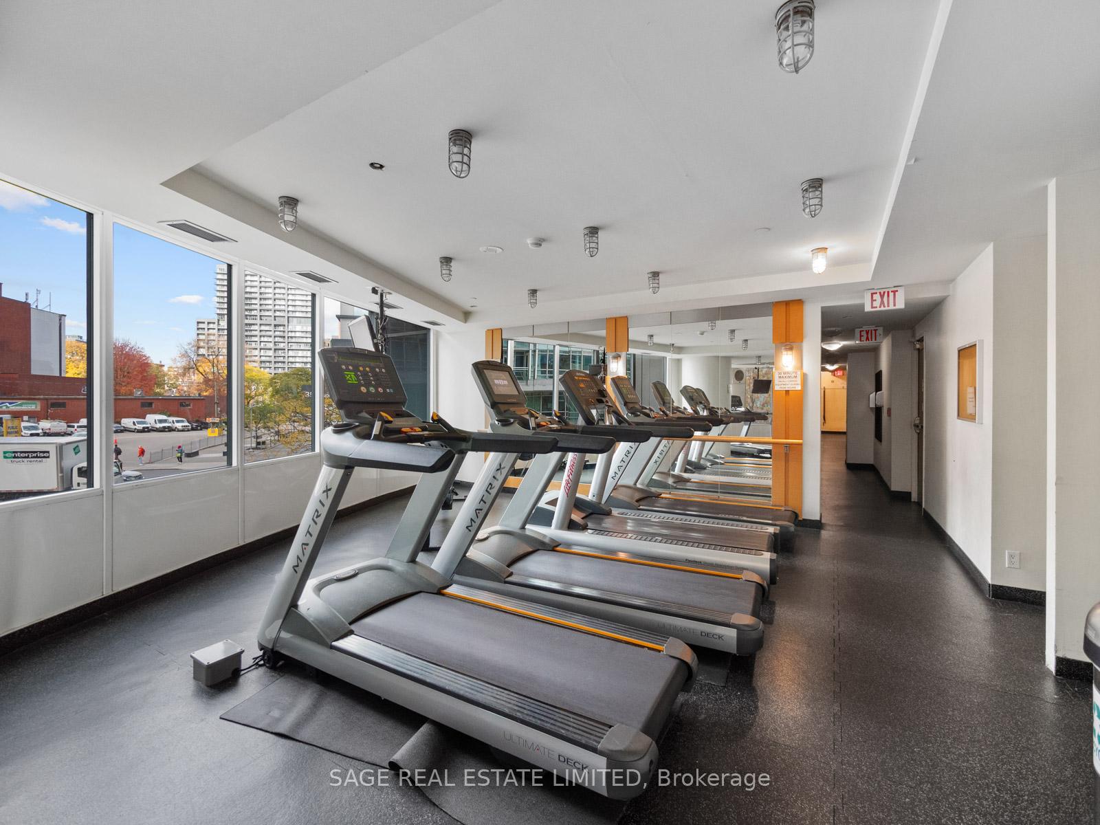 373 FRONT ST WEST Street 2903