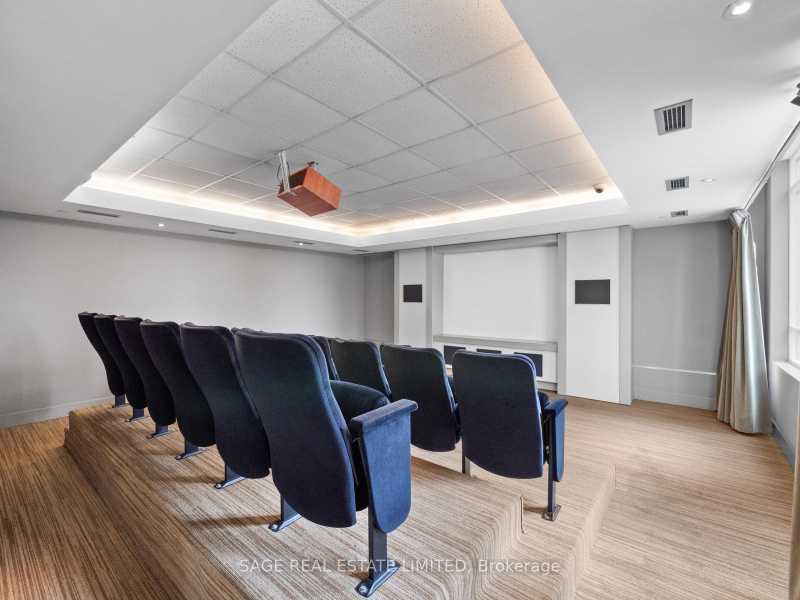 373 FRONT ST WEST Street 2903