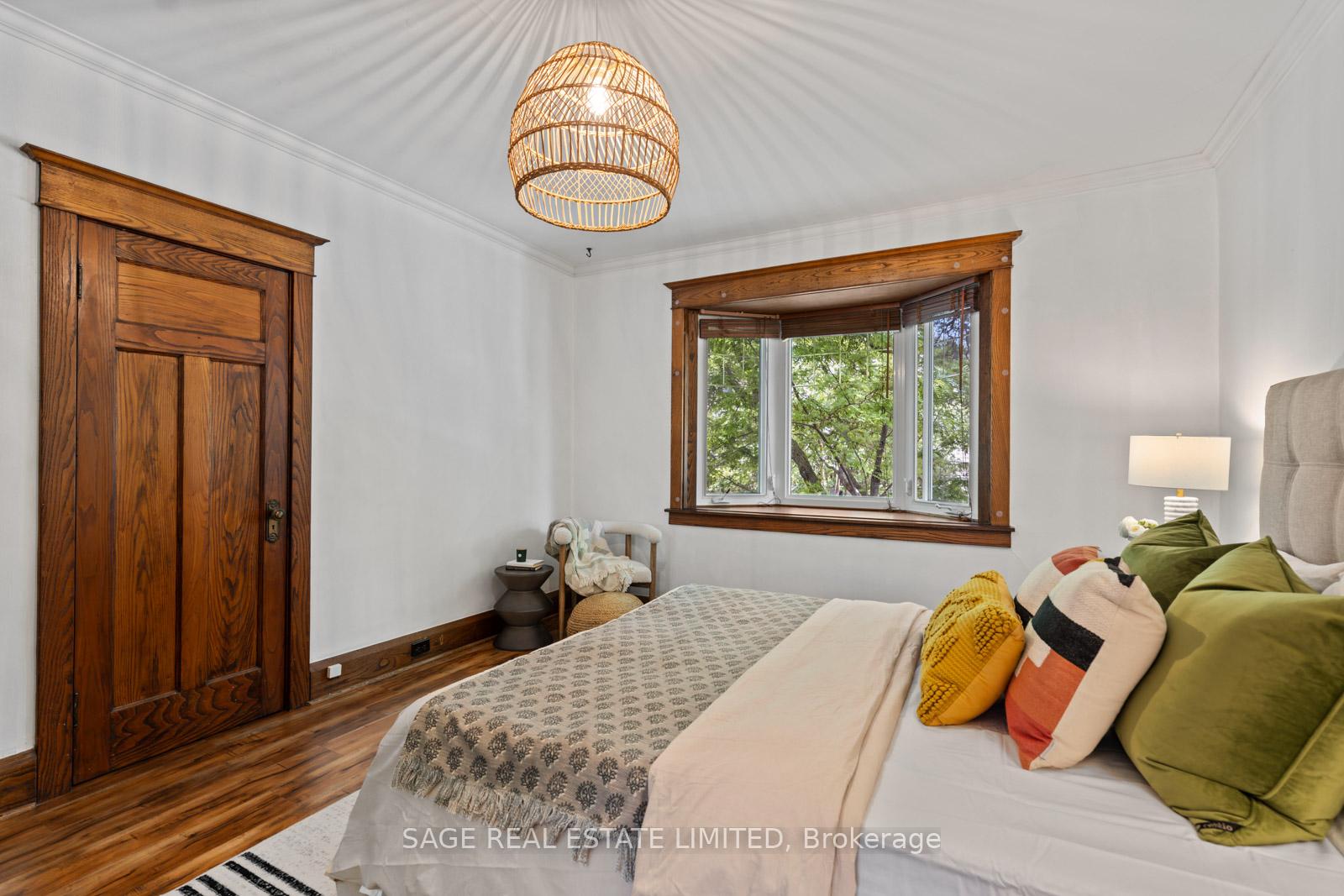 106 Bellefair Avenue, Toronto