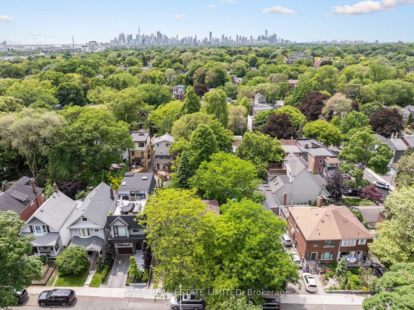 106 Bellefair Avenue, Toronto
