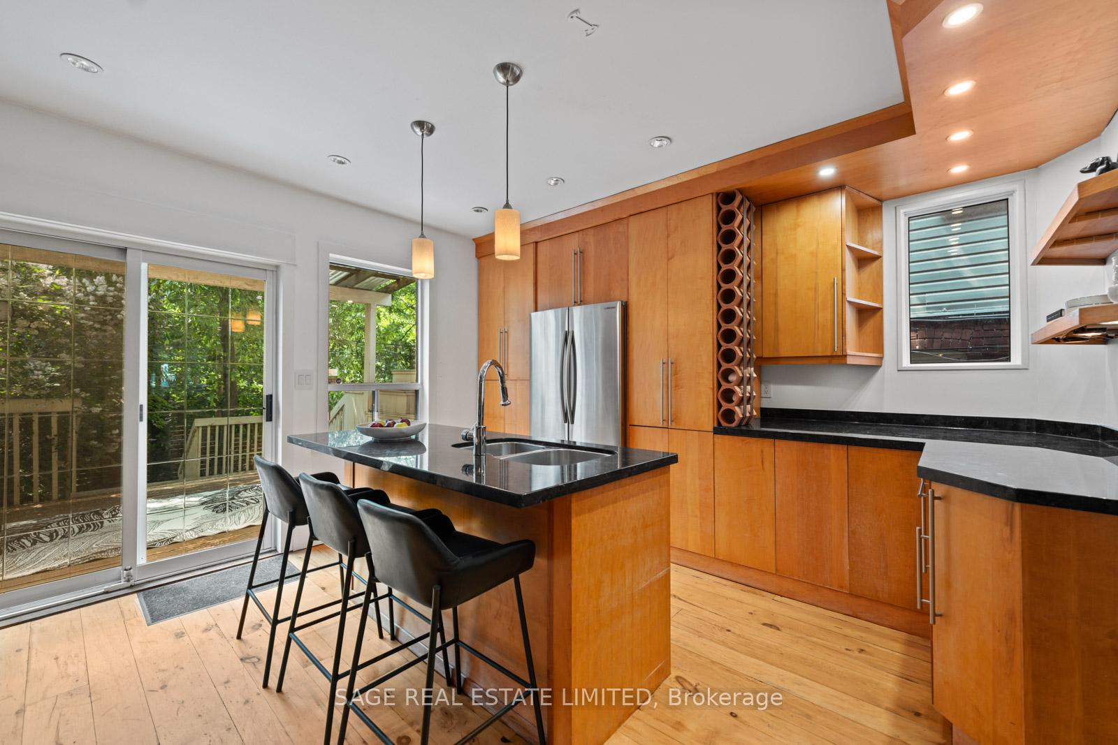 106 Bellefair Avenue, Toronto