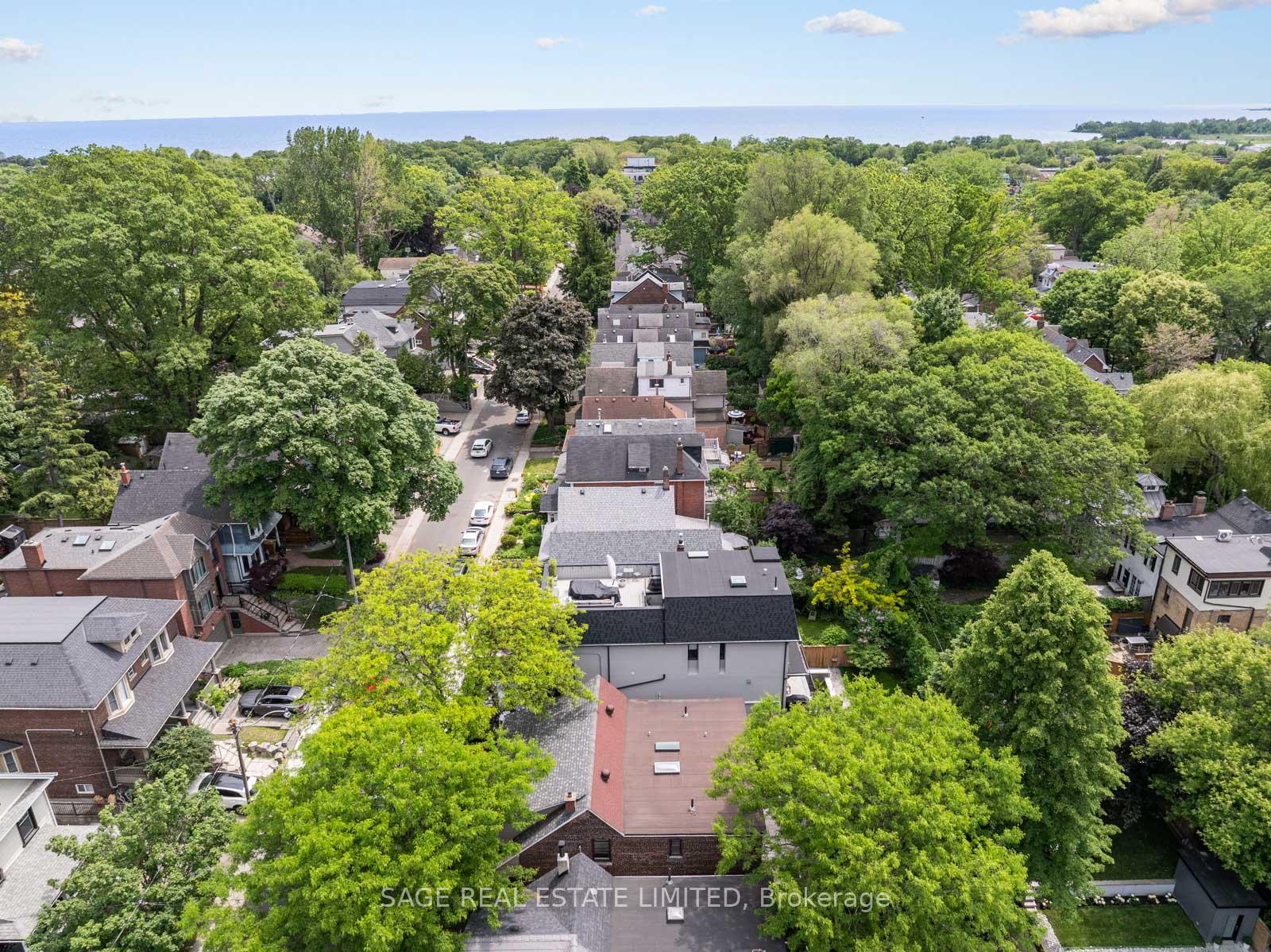 106 Bellefair Avenue, Toronto