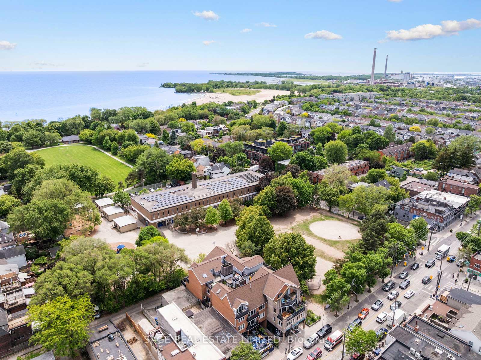 106 Bellefair Avenue, Toronto