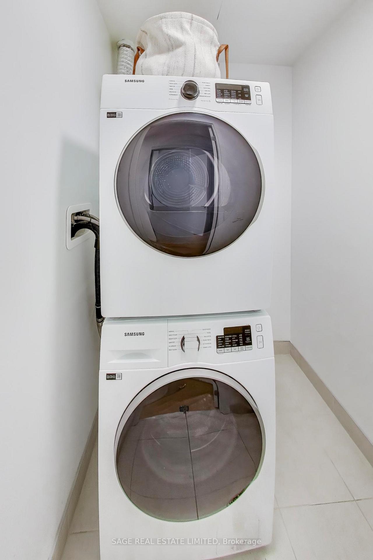 150 Logan Avenue 535, Toronto E01, ON M4M 0E4, Toronto E01 ON, M4M 0E4