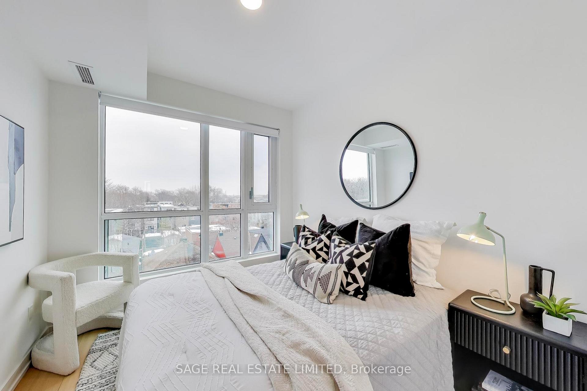 150 Logan Avenue 535, Toronto E01, ON M4M 0E4, Toronto E01 ON, M4M 0E4