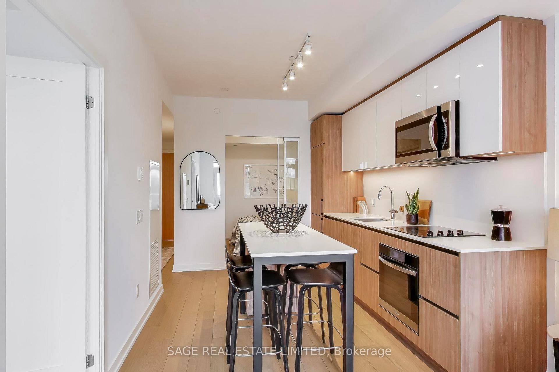 150 Logan Avenue 535, Toronto E01, ON M4M 0E4, Toronto E01 ON, M4M 0E4