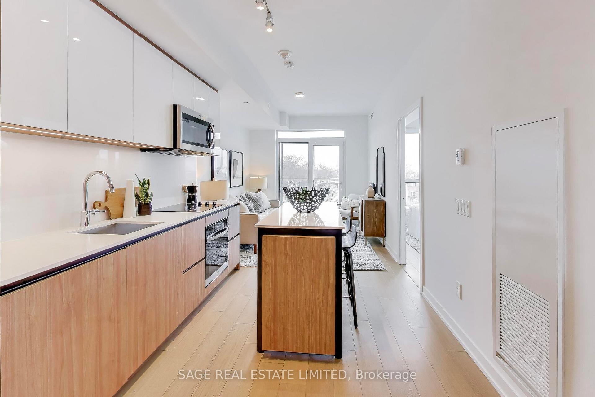150 Logan Avenue 535, Toronto E01, ON M4M 0E4, Toronto E01 ON, M4M 0E4