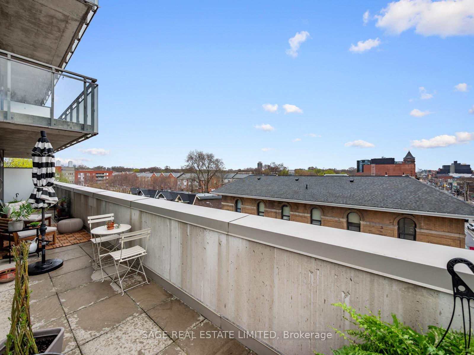 630 Queen East Street