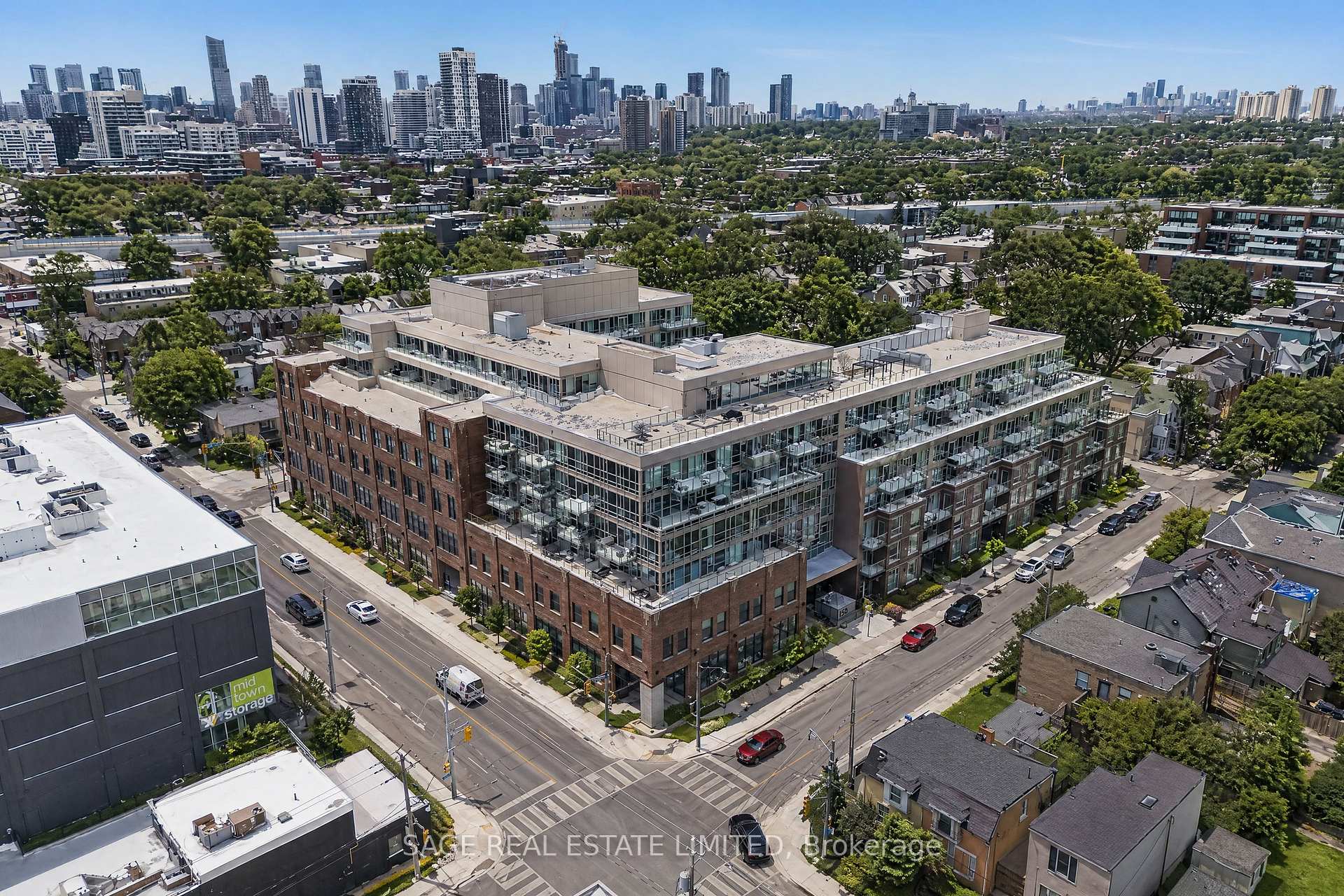 150 Logan Avenue 606