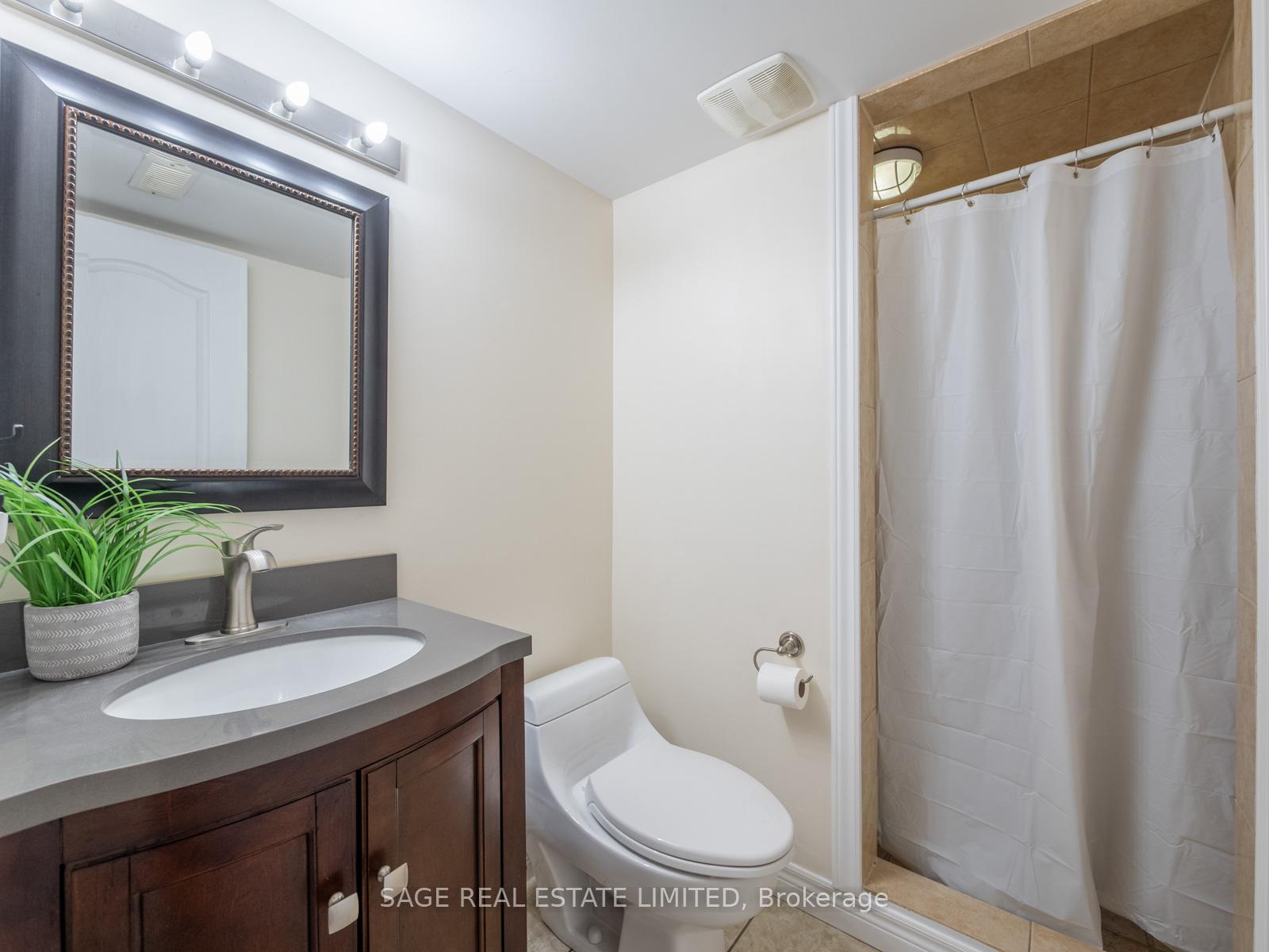 251A Chisholm Avenue