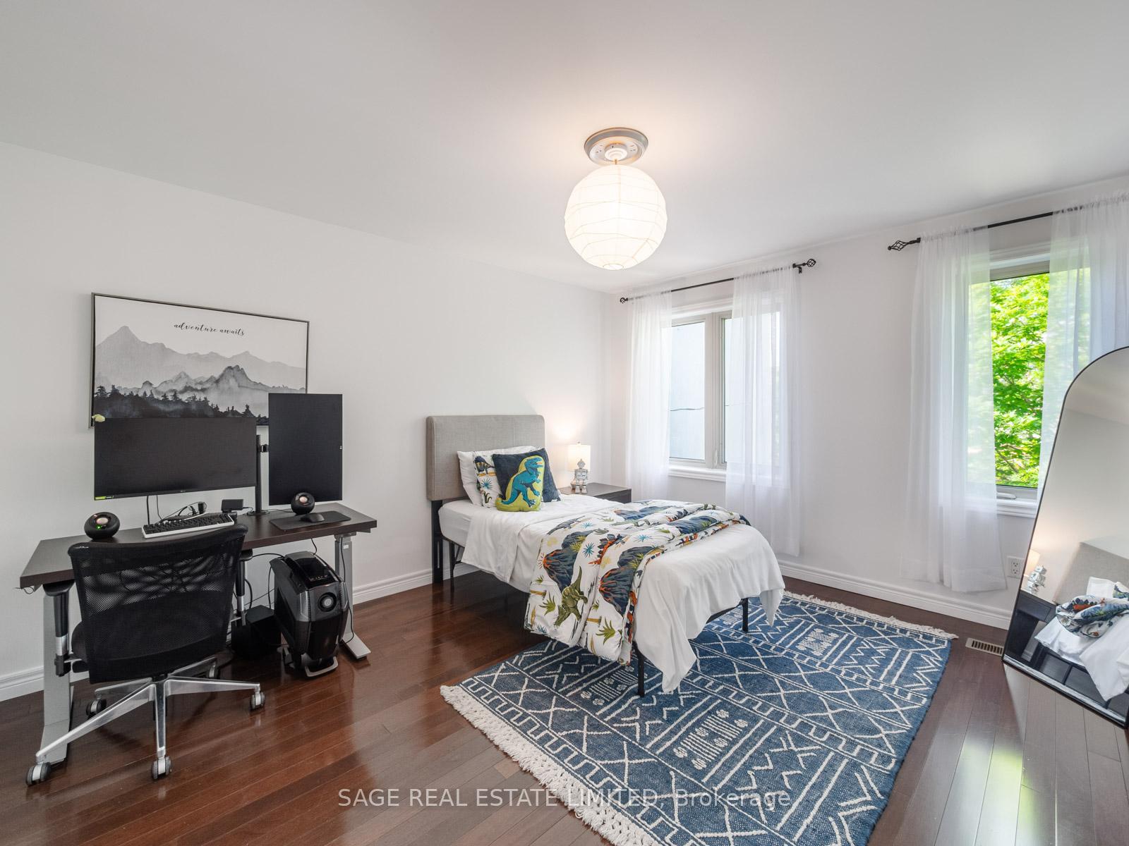 251A Chisholm Avenue