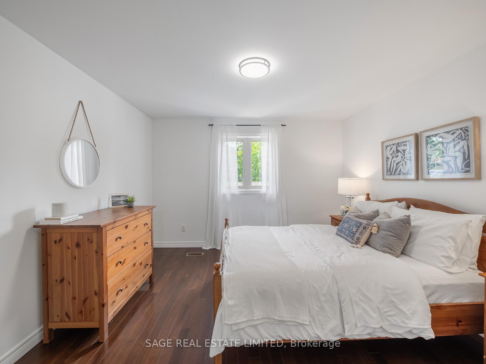 251A Chisholm Avenue